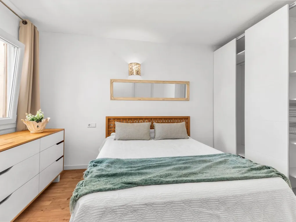 Charming duplex with beautiful views, semi-furnished-8