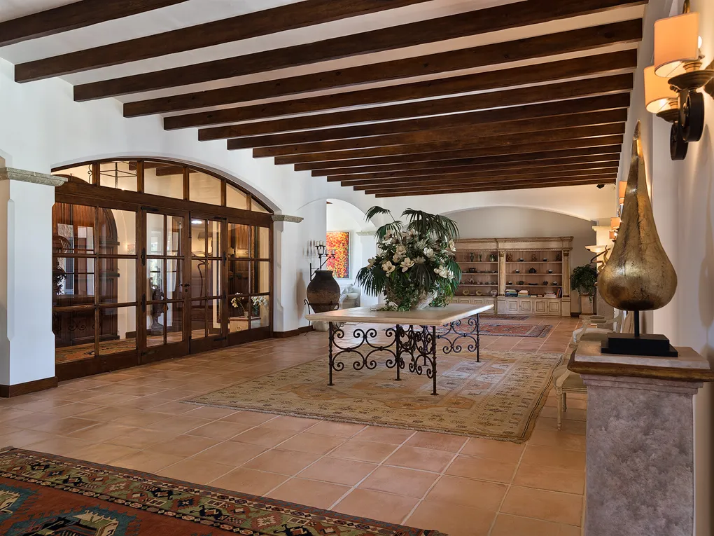 Traditionel herregård på strandpromenaden-10