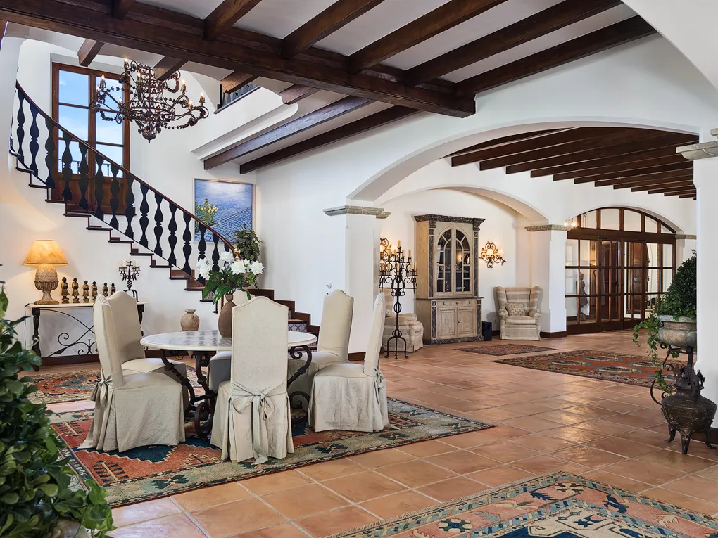 Traditionel herregård på strandpromenaden-9