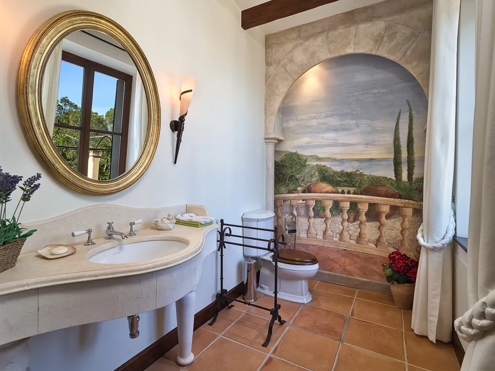 Traditionel herregård på strandpromenaden-15