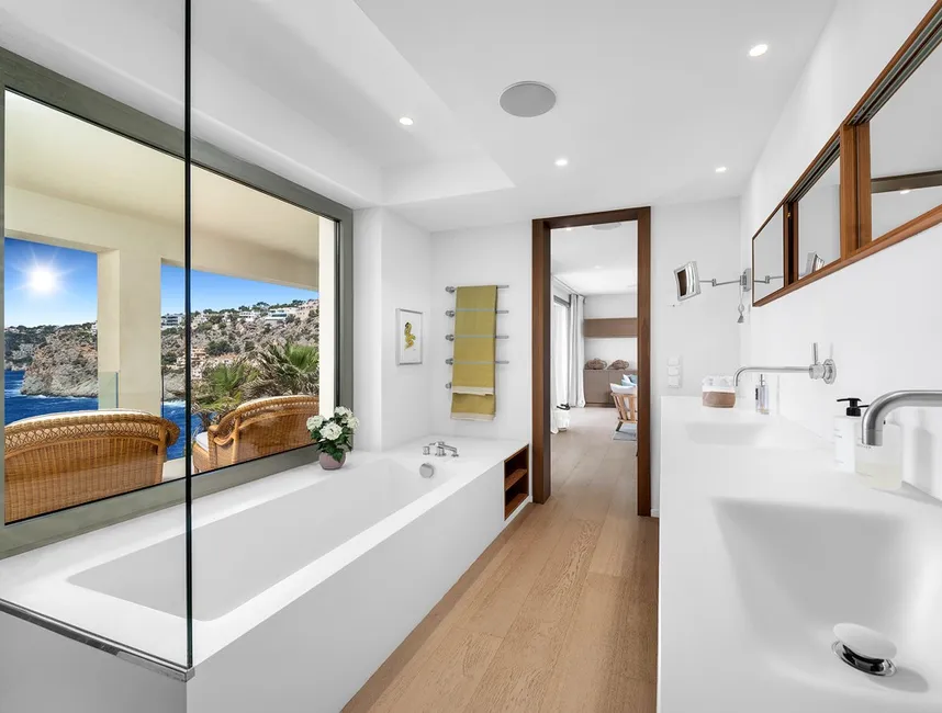 Paradís enfront del mar: Un luxós refugi costaner de vacances-14