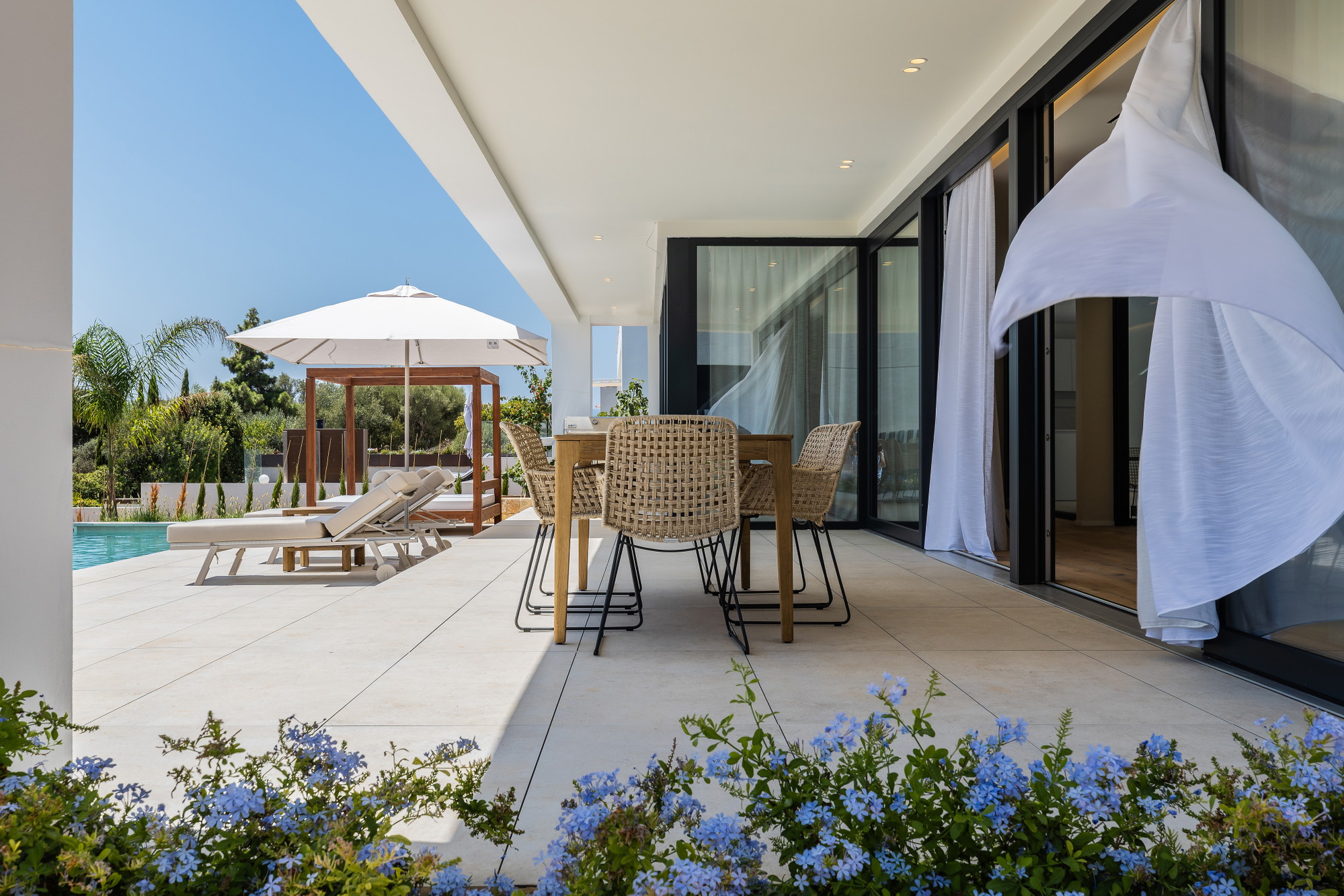 Una vila d'estil contemporani amb vistes a la badia de Palma-2