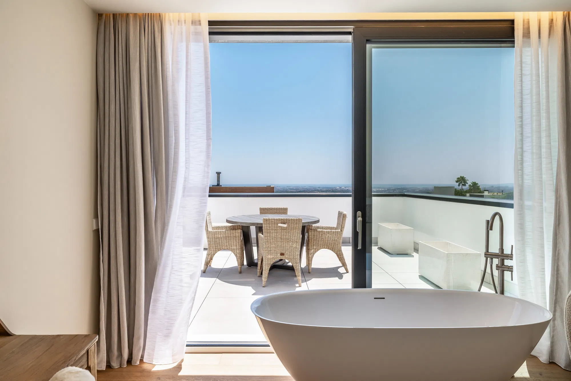 Una vila d'estil contemporani amb vistes a la badia de Palma-14