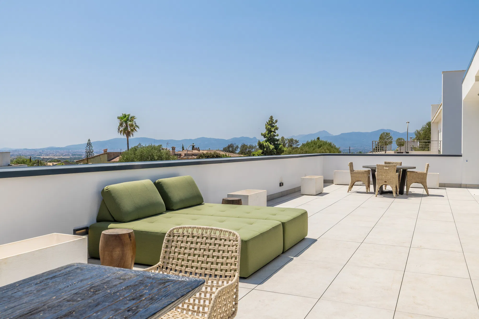 Una vila d'estil contemporani amb vistes a la badia de Palma-18