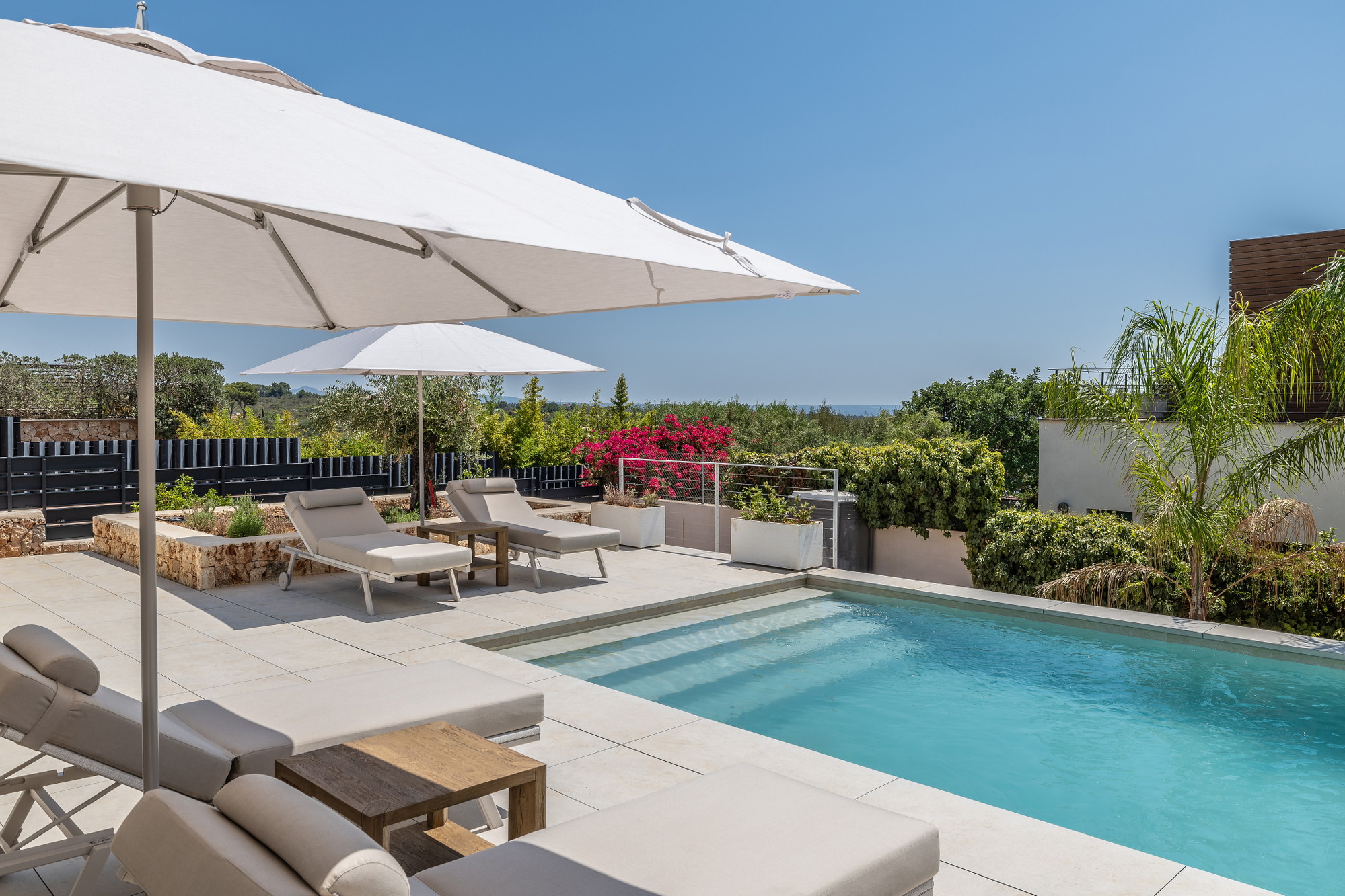 Una vila d'estil contemporani amb vistes a la badia de Palma-22