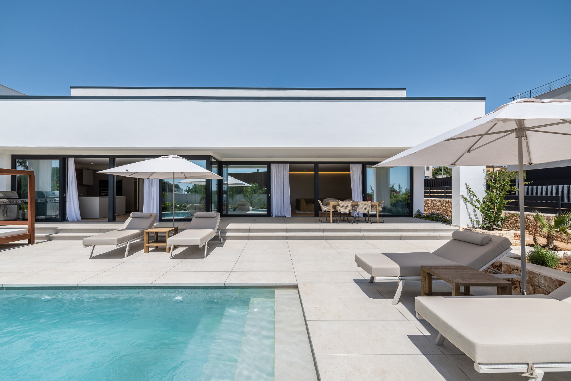 Una vila d'estil contemporani amb vistes a la badia de Palma-23