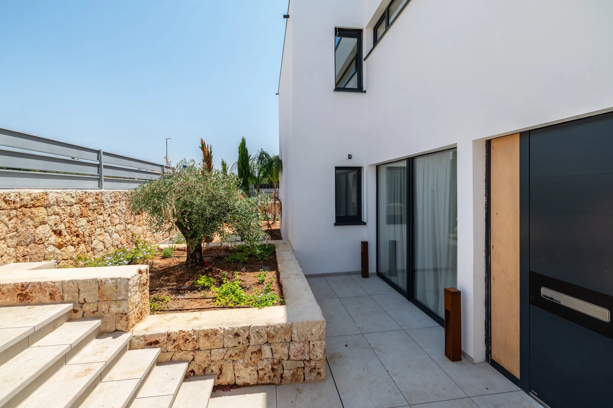 Una vila d'estil contemporani amb vistes a la badia de Palma-4