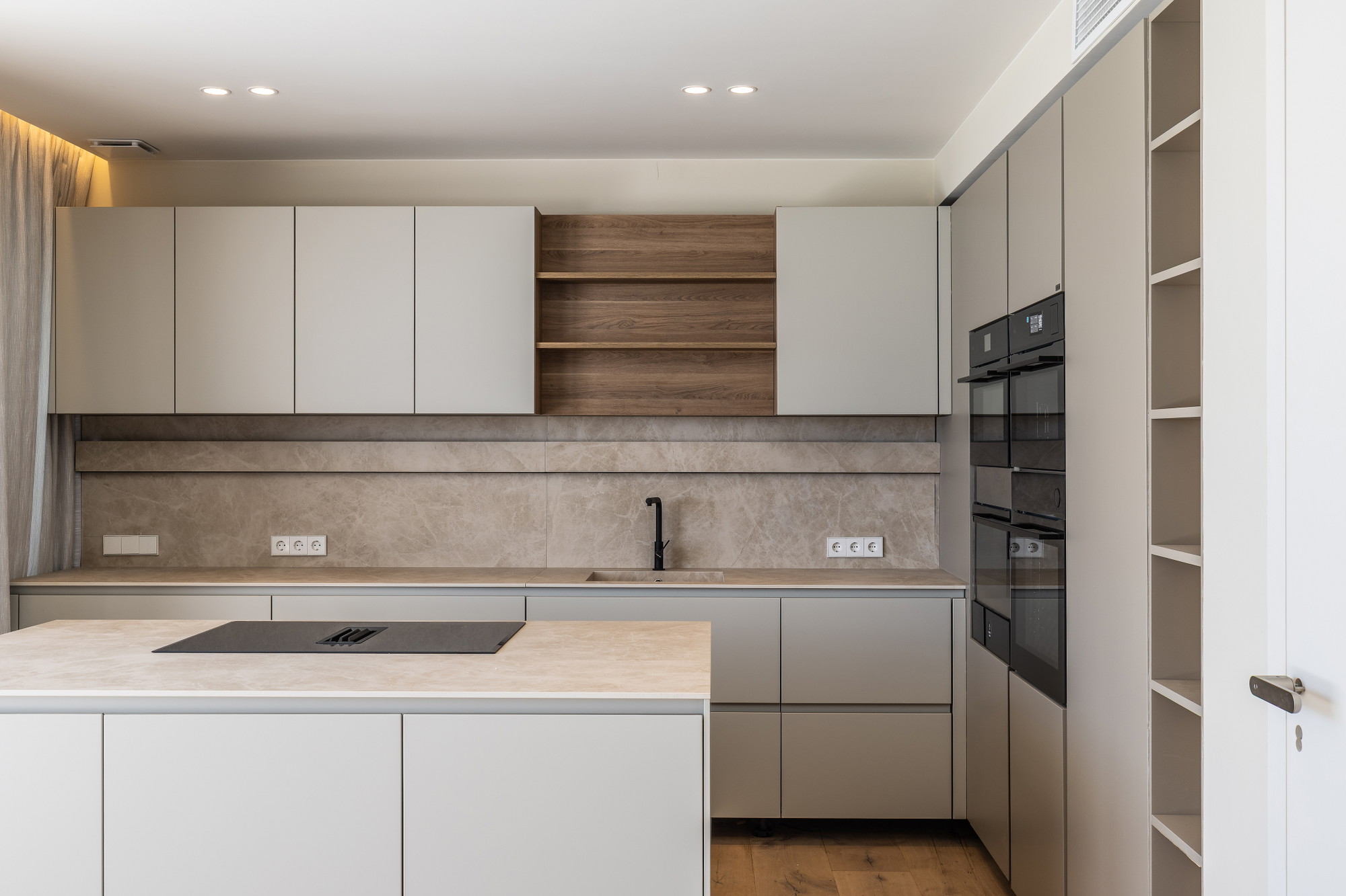 Una vila d'estil contemporani amb vistes a la badia de Palma-10