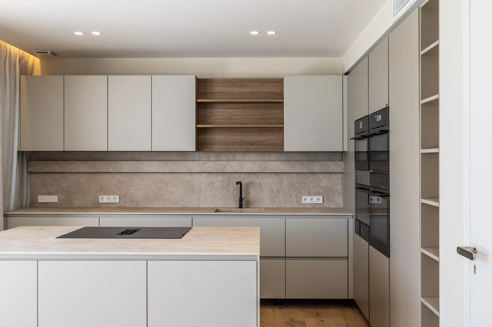 Una vila d'estil contemporani amb vistes a la badia de Palma-10