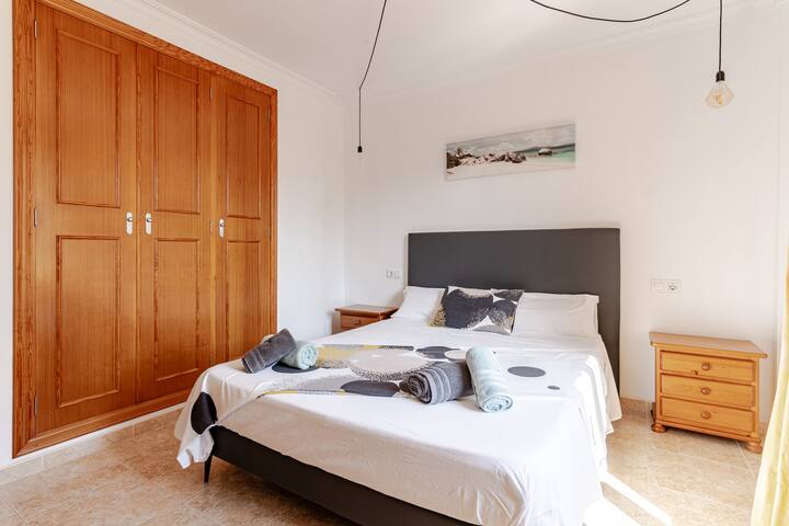 Semi-Detached house with garden just steps from the sea in Playa de Muro-21