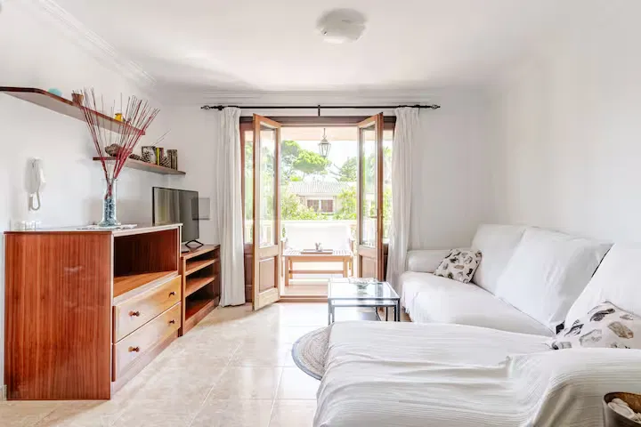 Semi-Detached house with garden just steps from the sea in Playa de Muro-6