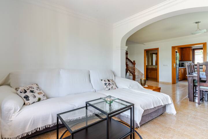 Semi-Detached house with garden just steps from the sea in Playa de Muro-8