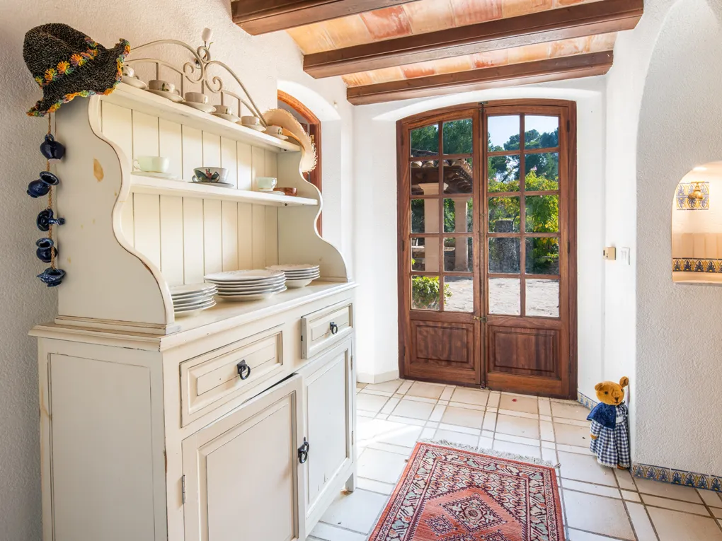 A glorious country villa in Alcanada, Puerto Alcudia-10