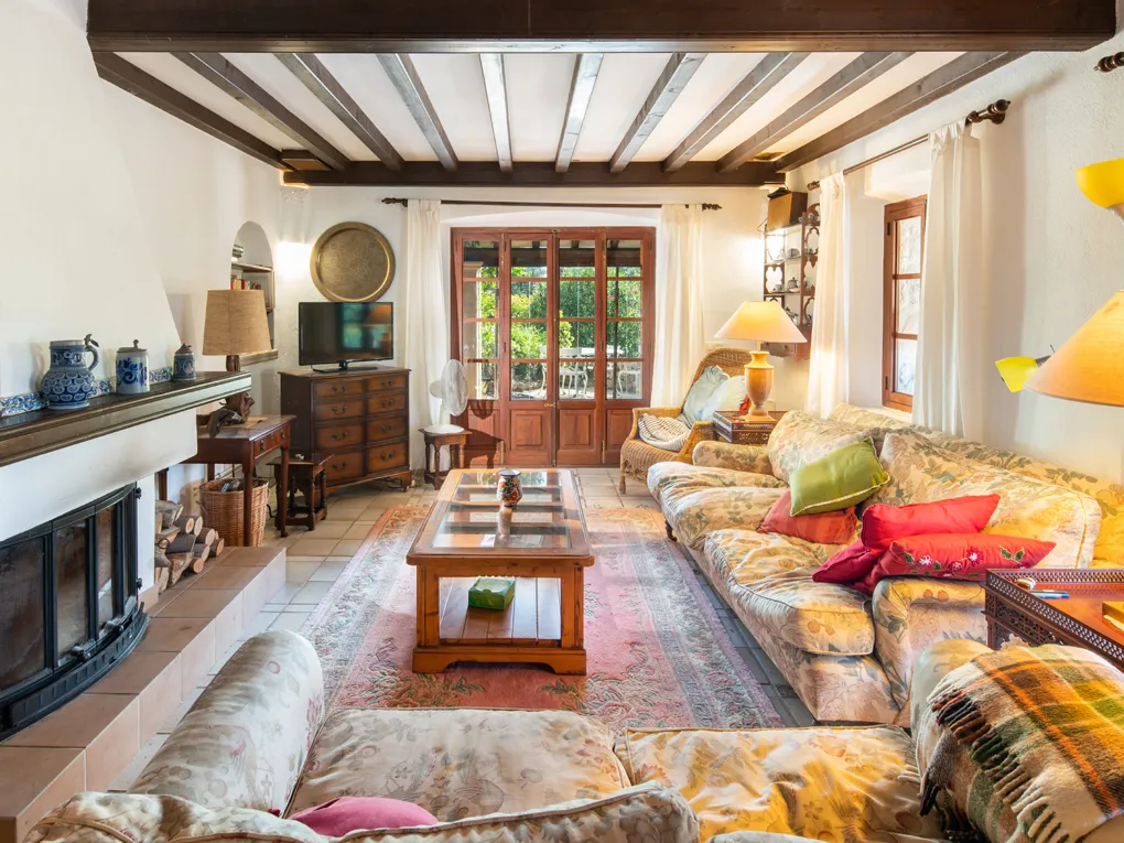 A glorious country villa in Alcanada, Puerto Alcudia-4