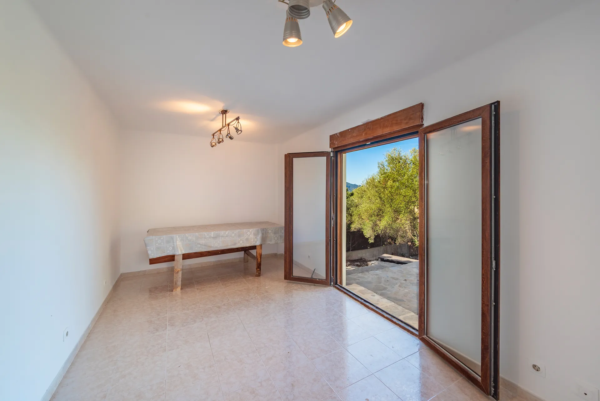 Charmantes renoviertes haus mit meer- und bergblick in George Sand-16