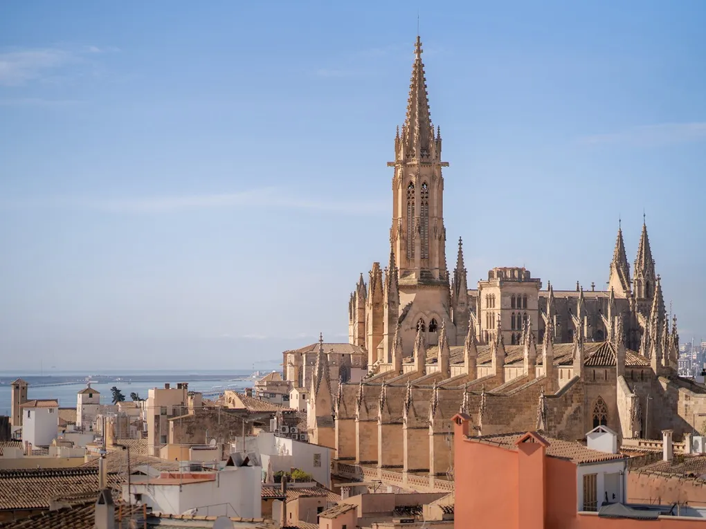 Une résidence à l'élégance raffinée et à la beauté architecturale-19