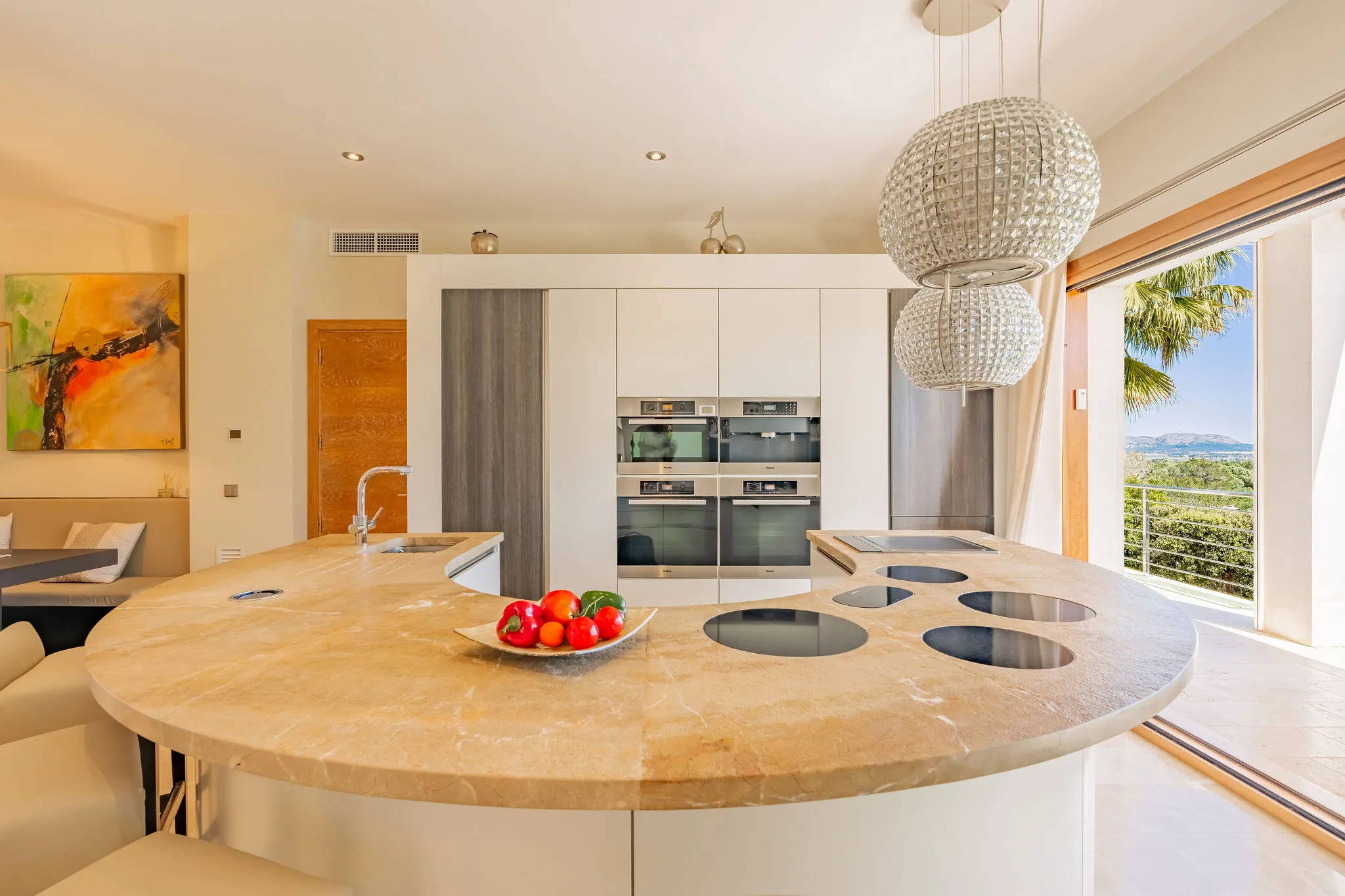 Роскошная дизайнерская вилла на поле для гольфа в Полленсе с фантастическим видом на море.-9