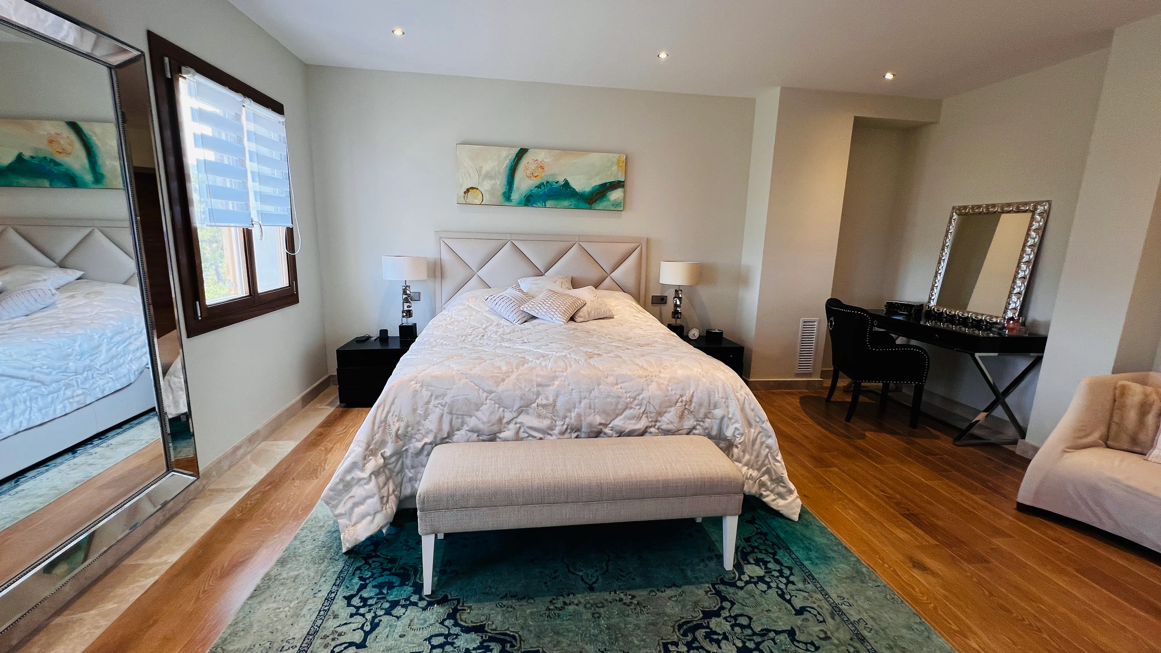 Роскошная дизайнерская вилла на поле для гольфа в Полленсе с фантастическим видом на море.-19