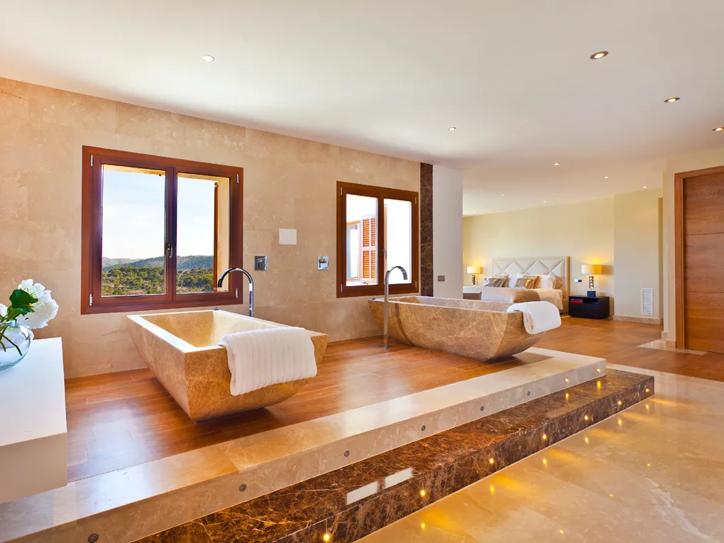 Роскошная дизайнерская вилла на поле для гольфа в Полленсе с фантастическим видом на море.-4