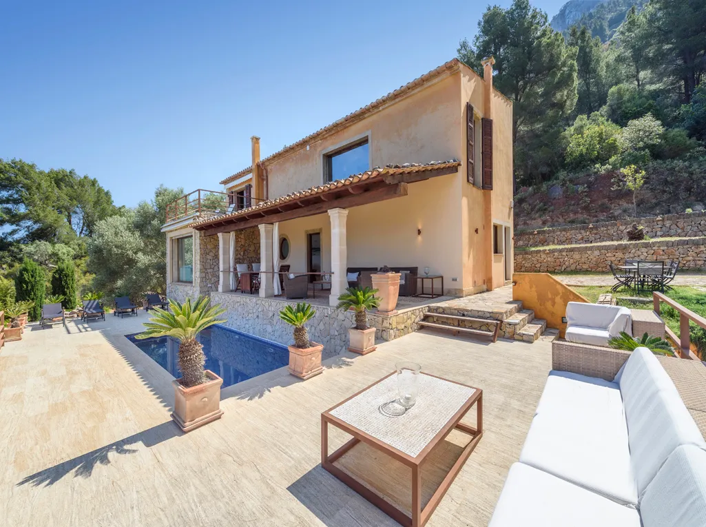 Propriété unique avec vue imprenable sur la mer-24