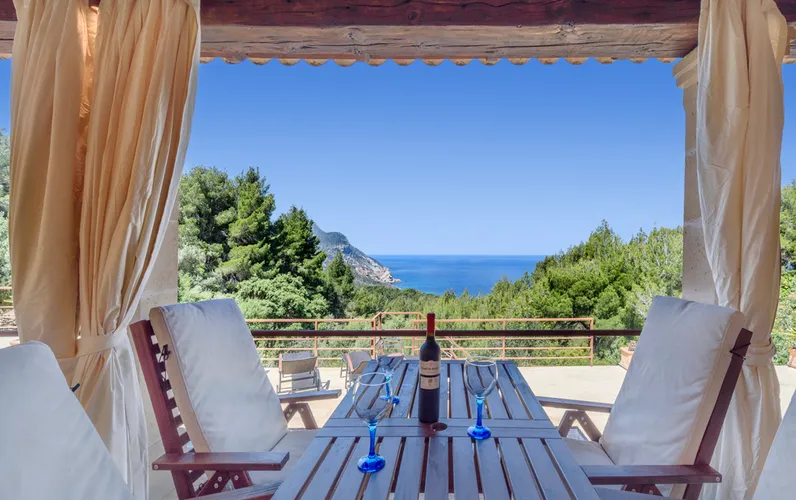 Amazing property with breathtaking views