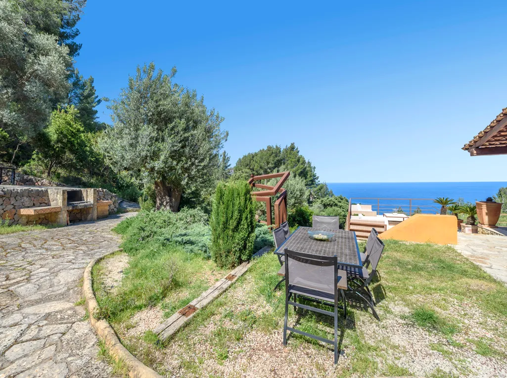 Wyjątkowa nieruchomość z przepięknym widokiem na morze-22