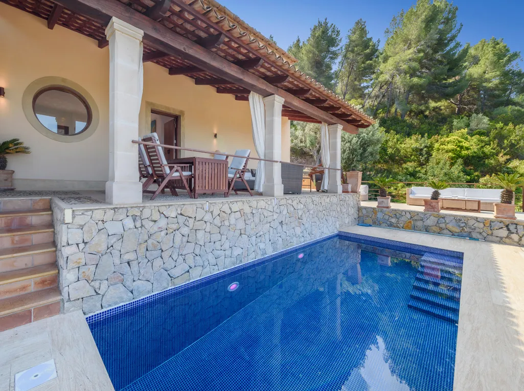 Uniek huis met prachtig uitzicht op zee-27