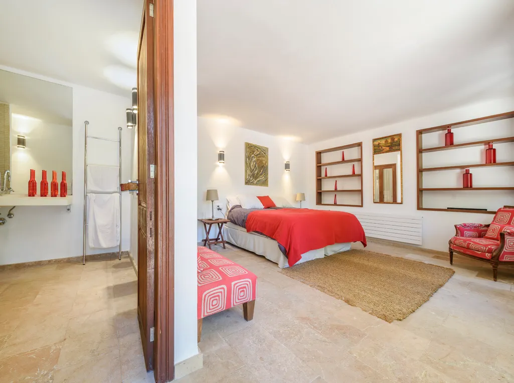 Uniek huis met prachtig uitzicht op zee-17