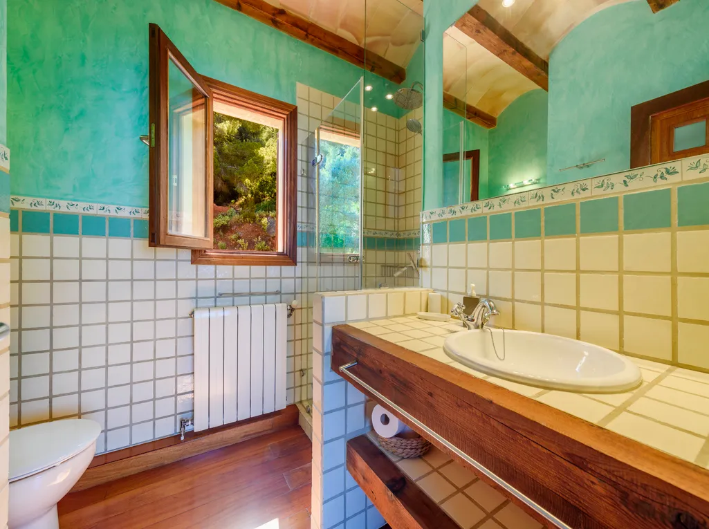 Uniek huis met prachtig uitzicht op zee-14