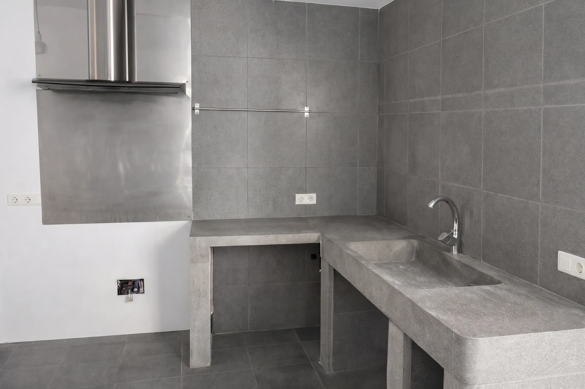 Casa de poble amb jardí i vistes obertes al Puig de Santa Magdalena-4