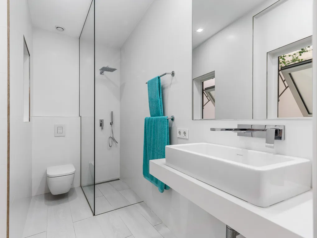 Moderne Wohnung mit Aufzug und Innenhof am Plaza Porta Pintada-7