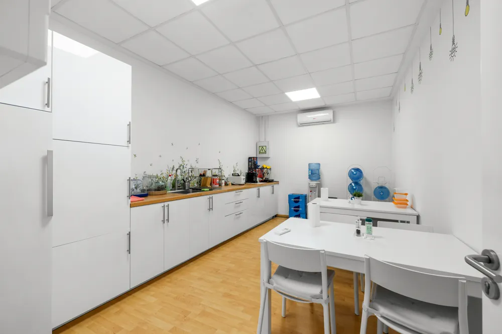 Spacious warehouse with offices in Llucmajor-4