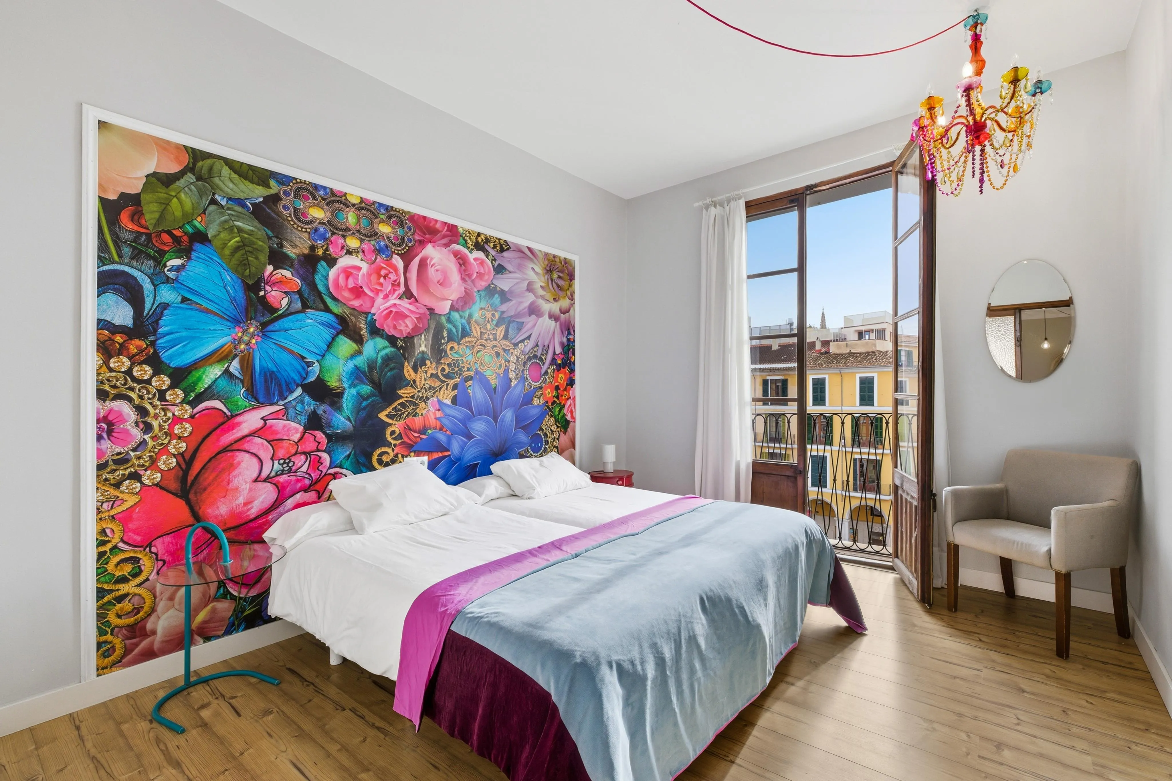 Sunny apartment with character, balcony  and communal terrace in Plaza Mayor-9