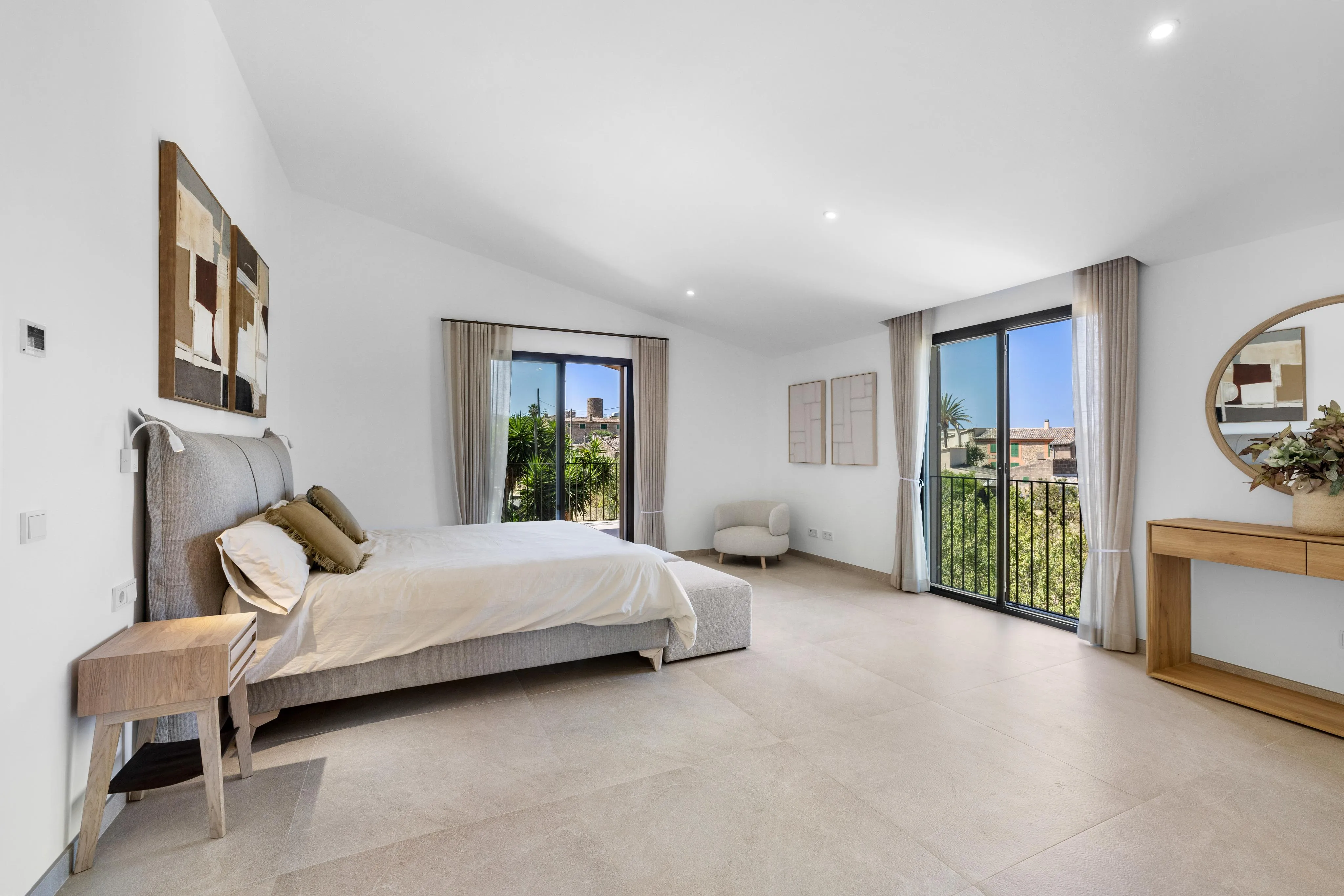 Tidlös elegans möter mallorkinskt byliv - nybyggd villa i Calvià-4