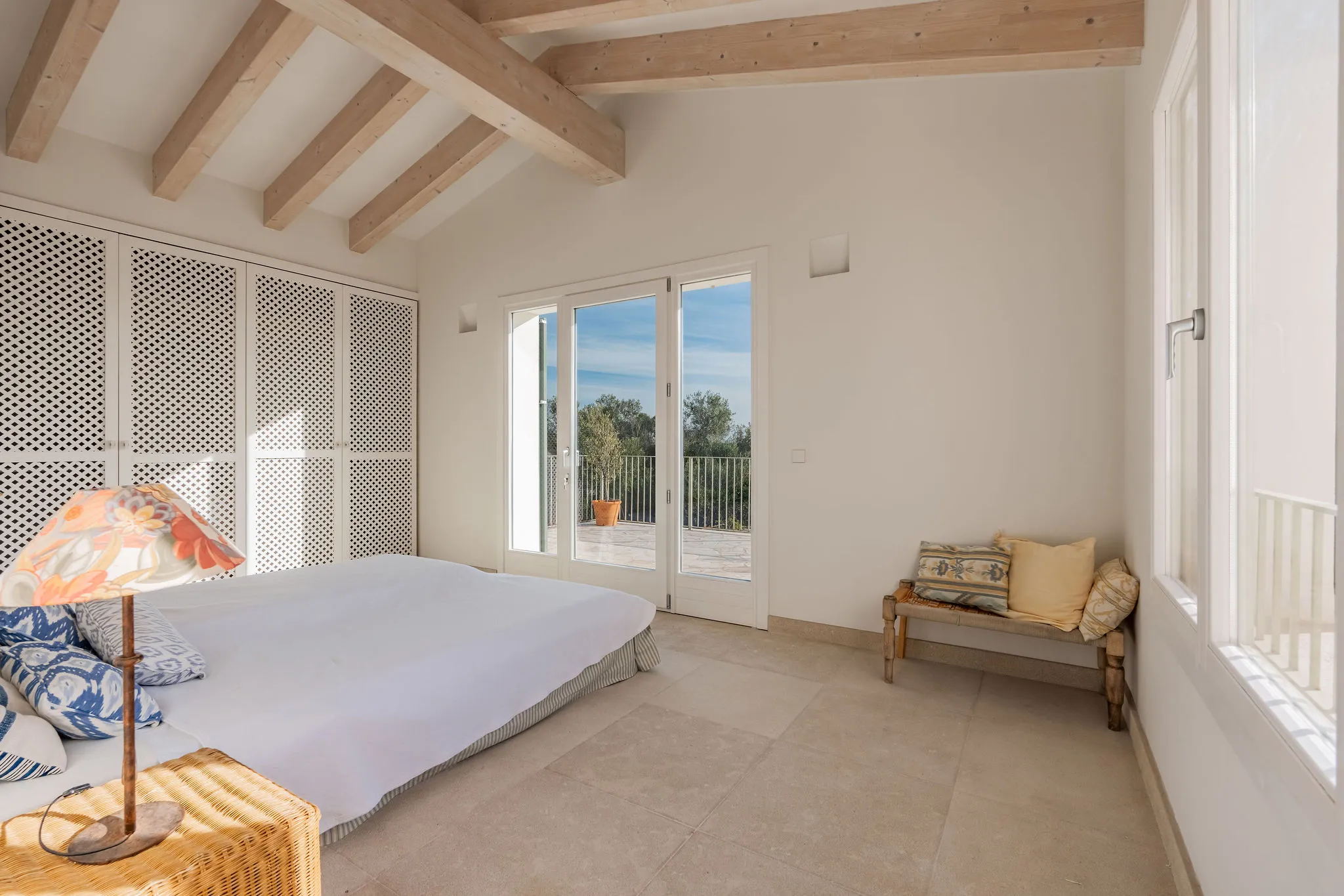 Spacious new construction finca near the popular beach Es Trenc-14