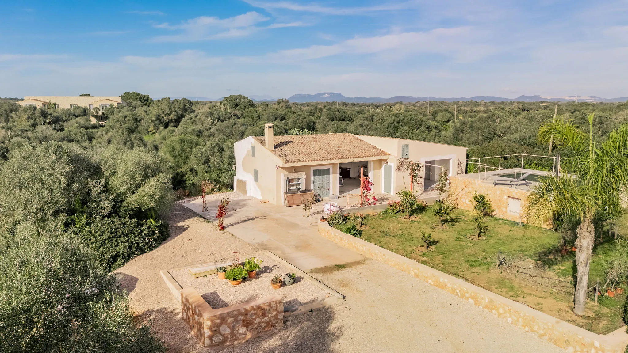 Spacious new construction finca near the popular beach Es Trenc-20