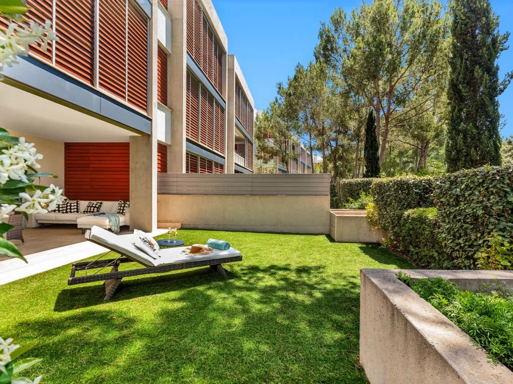 Charmig trädgårdslägenhet i ett eftertraktat bostadsområde-1