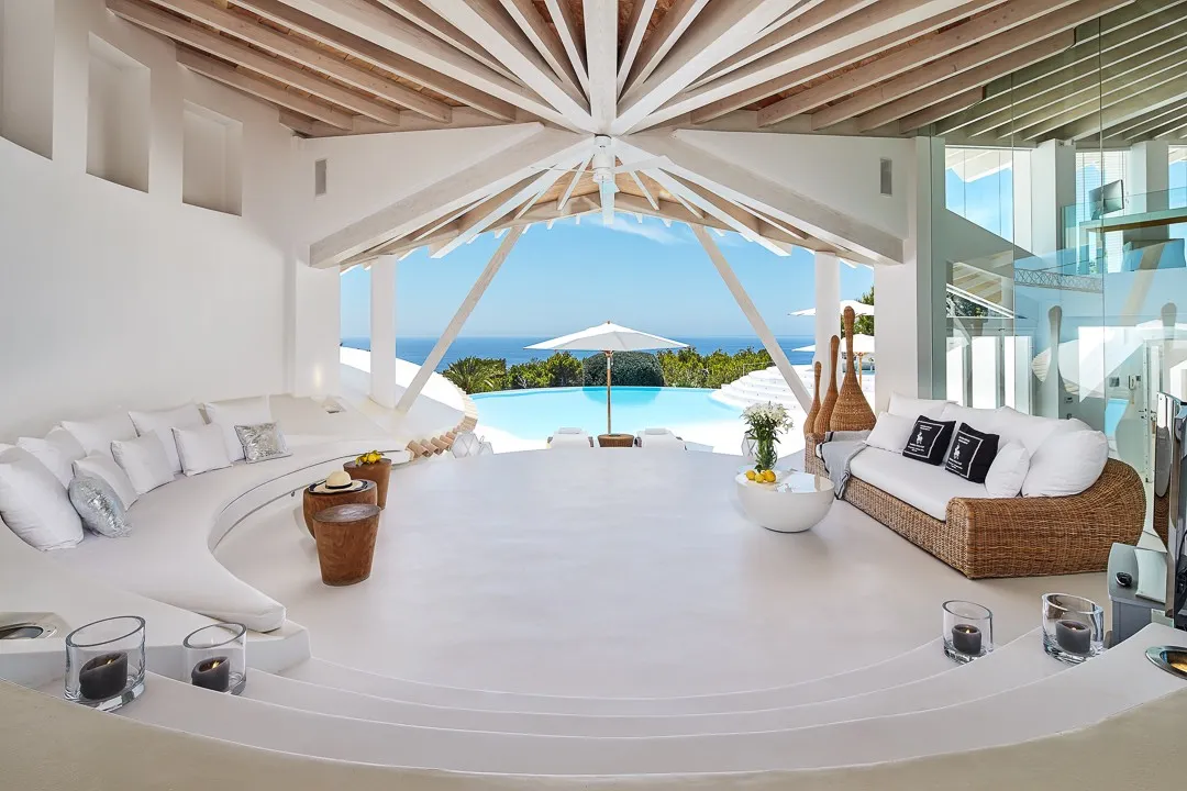 "Sea Gull"-Villa med enestående arkitektur og havudsigt-20