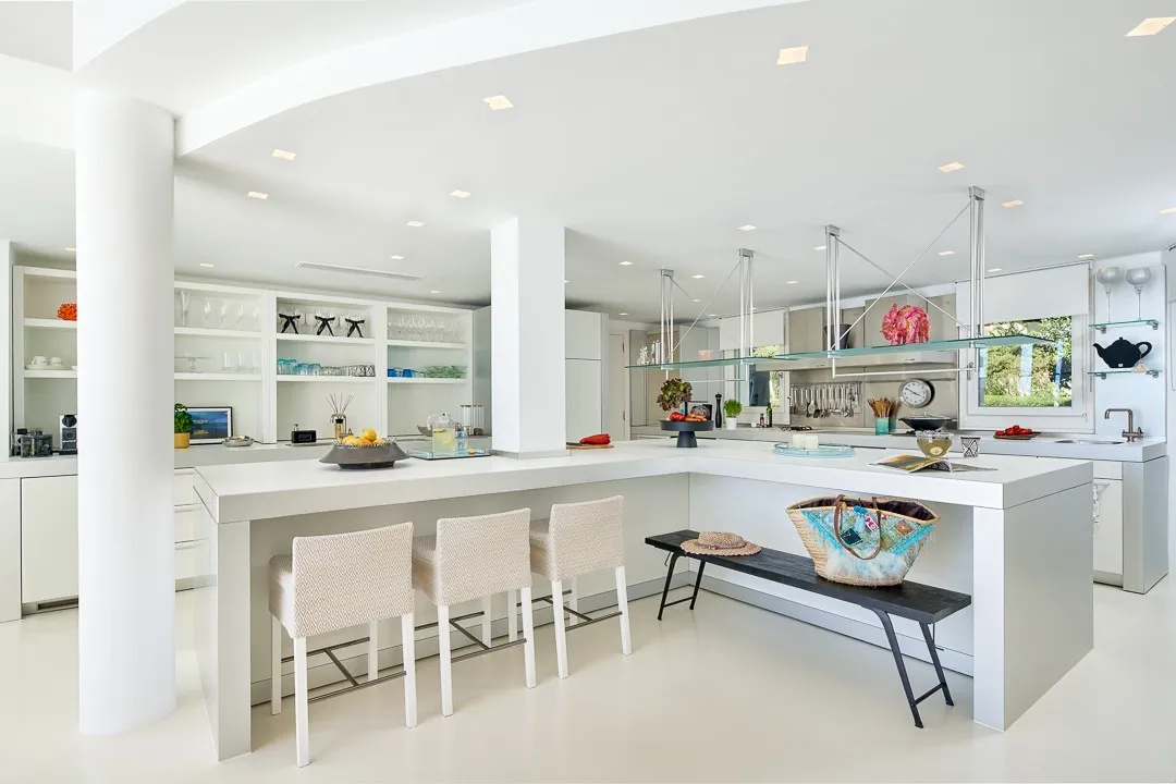 "Sea Gull"-Villa med enestående arkitektur og havudsigt-27