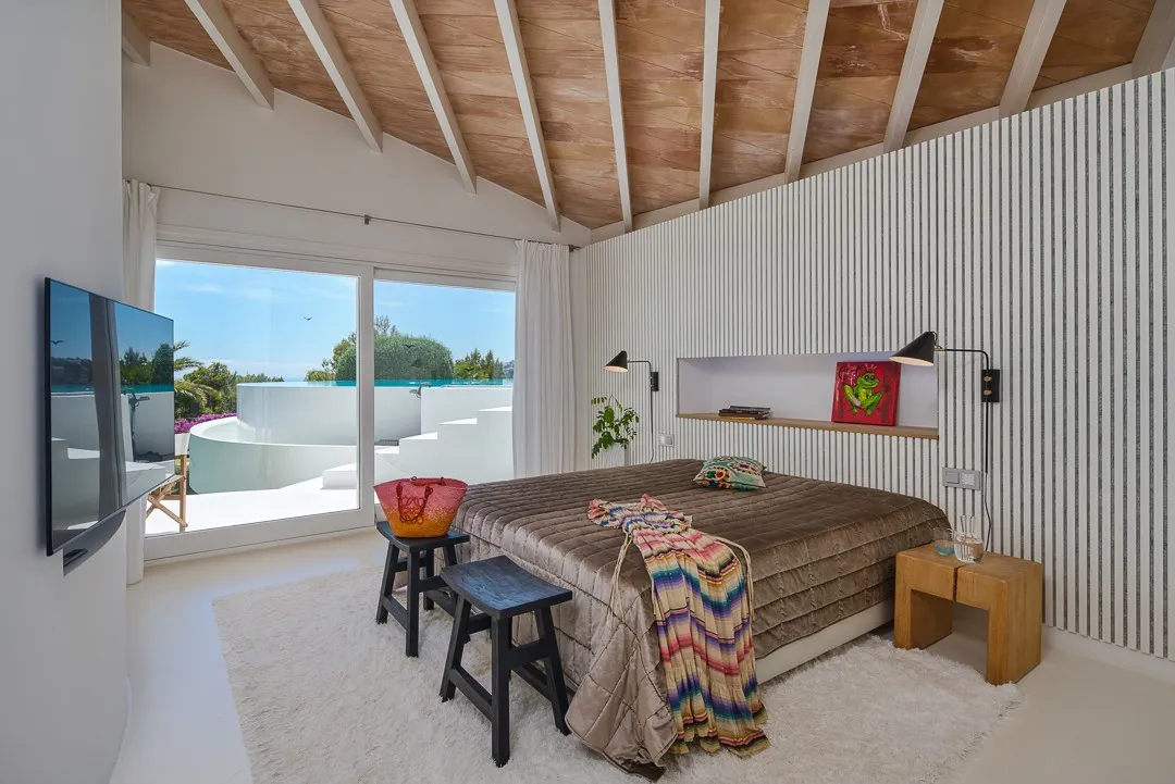 "Sea Gull"-Villa med enestående arkitektur og havudsigt-37