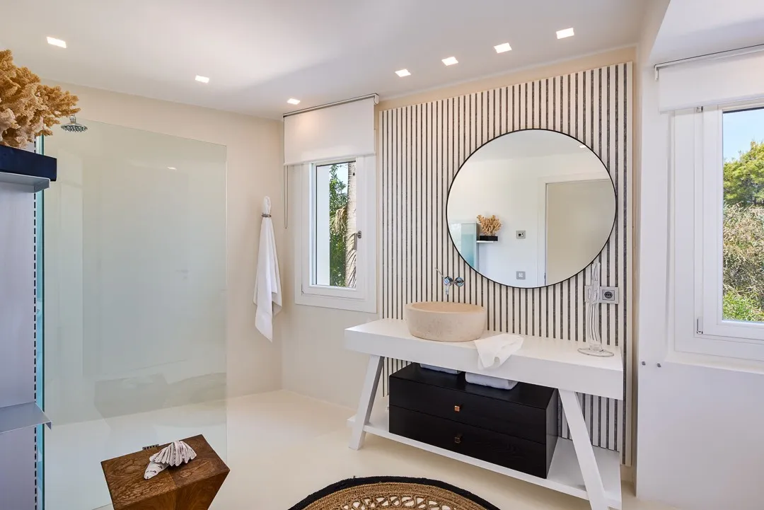 "Sea Gull"-Villa med enestående arkitektur og havudsigt-38