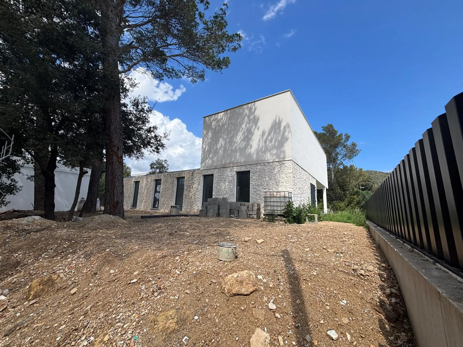 Villa moderna de construcción reciente próxima a su finalización, Crestatx, Sa Pobla-12