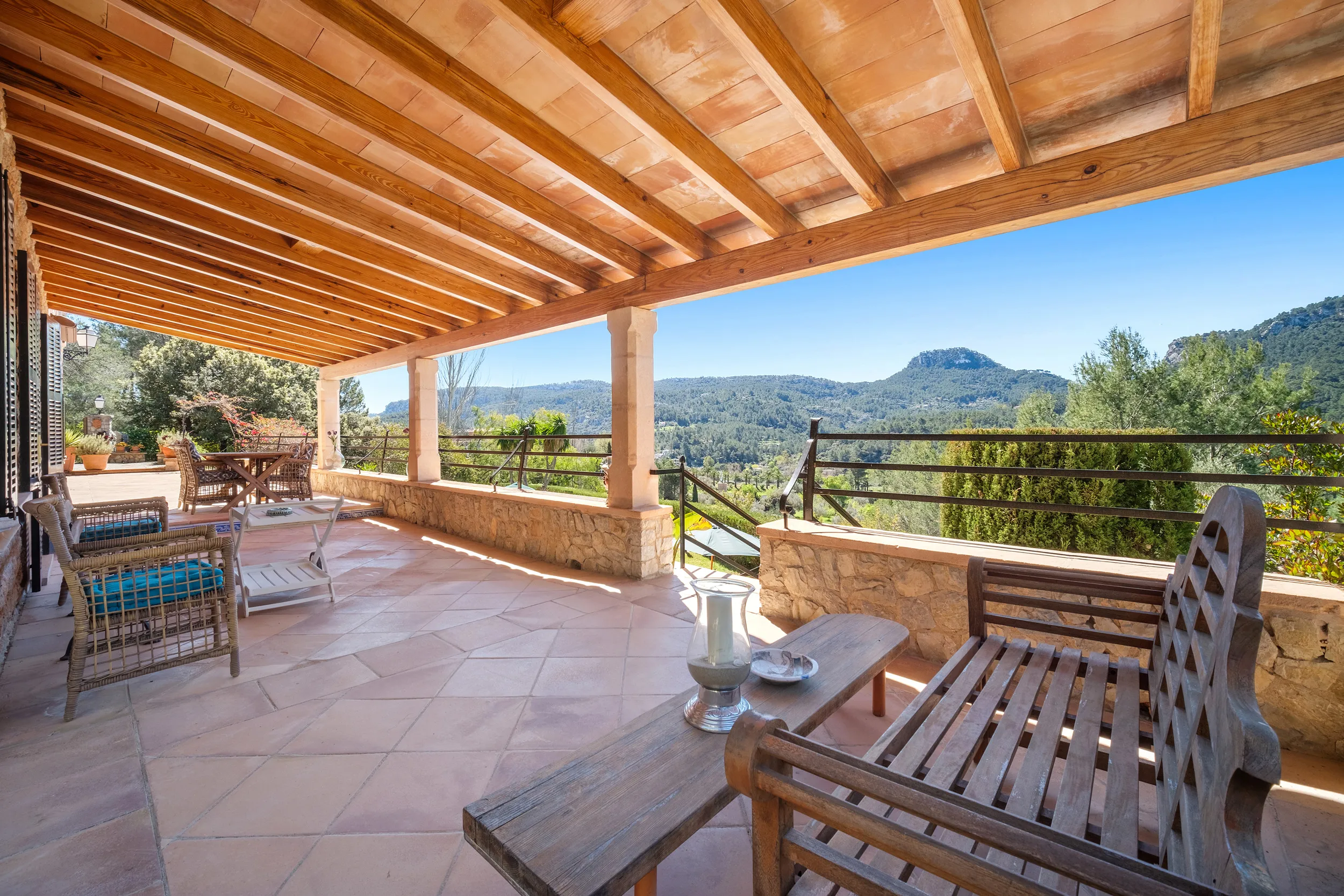 Encantadora finca en la Tramuntana con vistas panorámicas-2