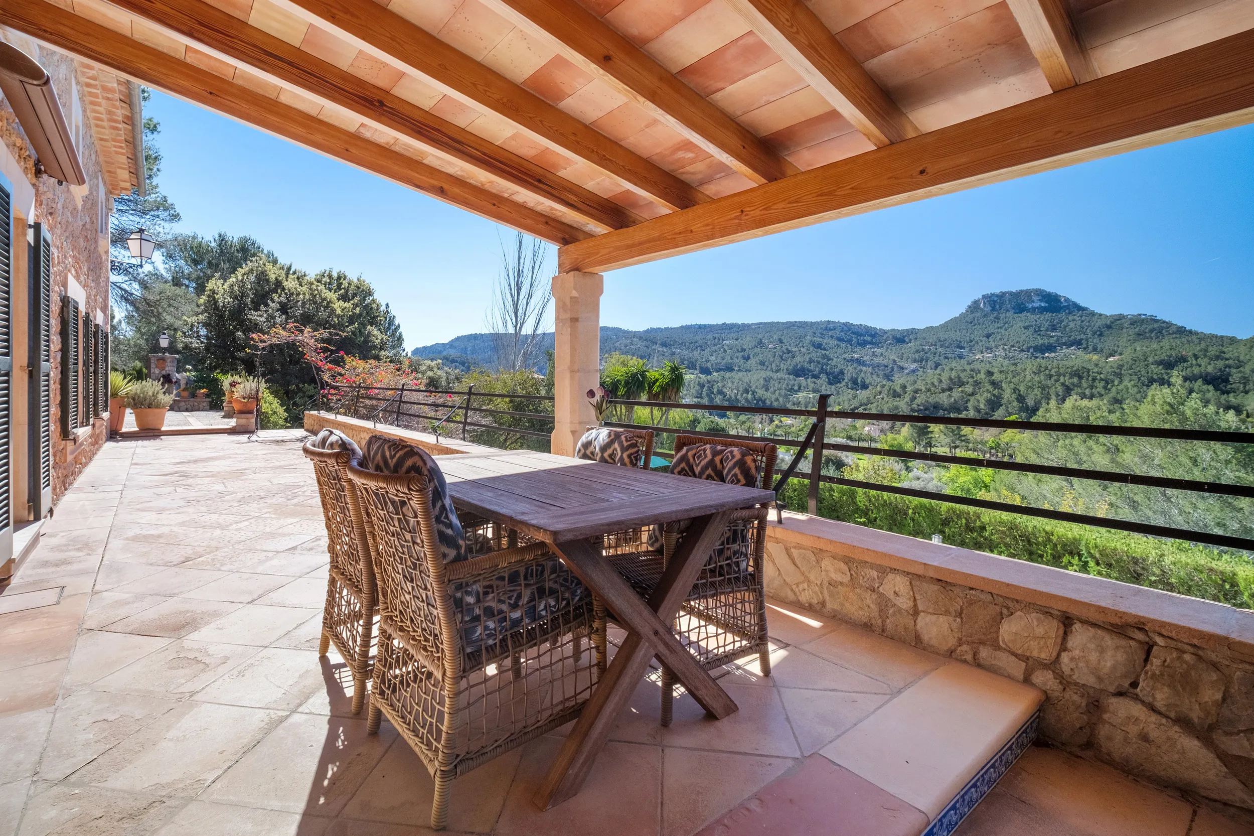 Charming Finca in Tramuntana with Panoramic Views-3