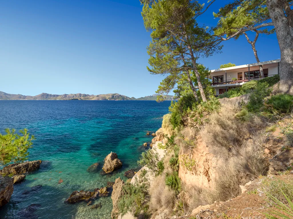 Mediterrane Villa mit direktem Zugang zum Meer und ETV-Lizenz-14