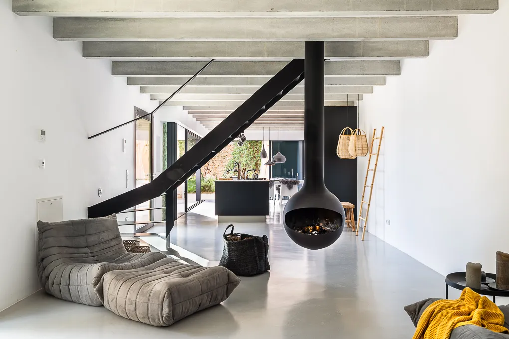 Finca moderna y auténtica en Alaró-7