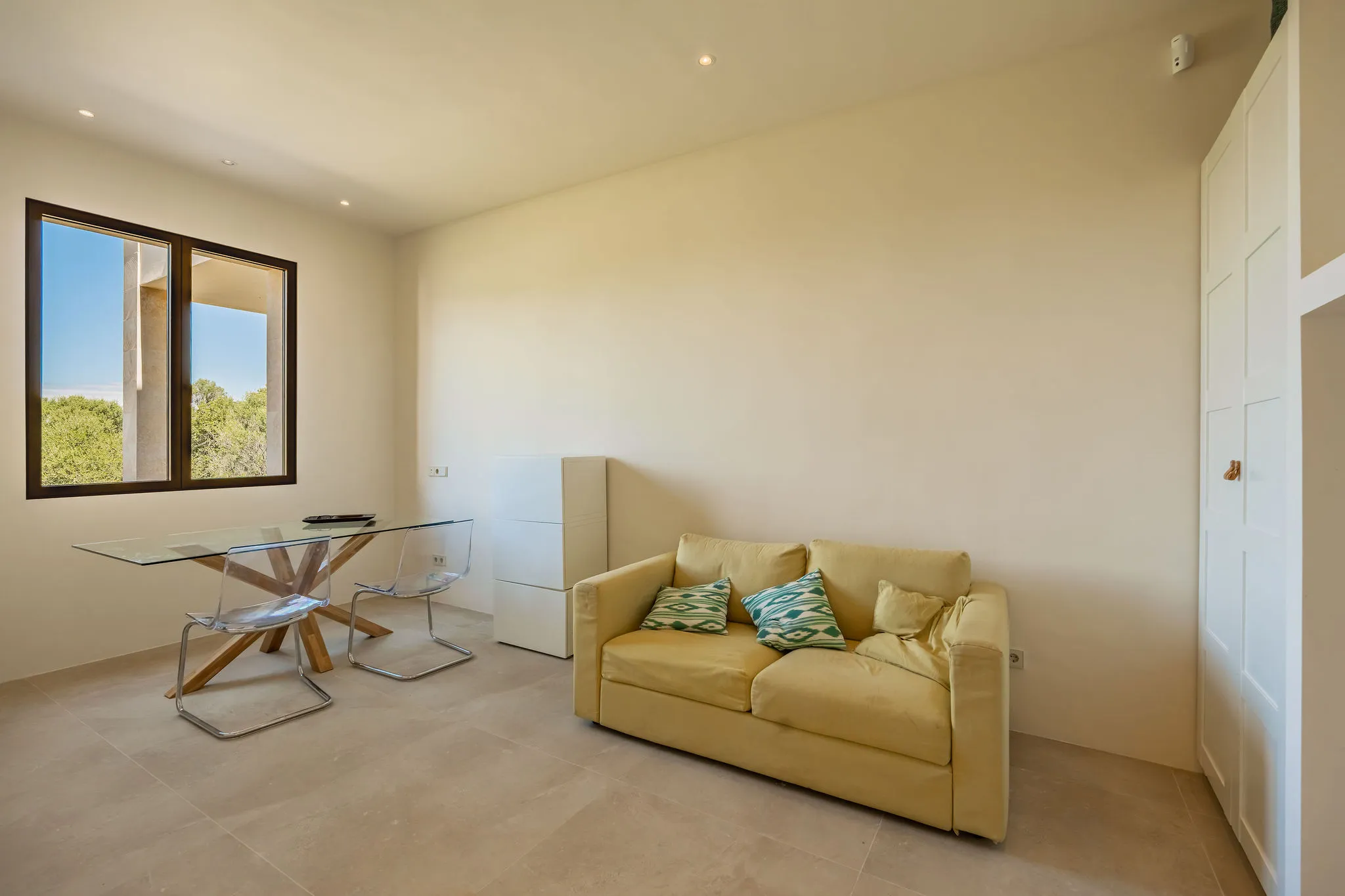 A modern new-build finca with stunning sea and panoramic views.-17
