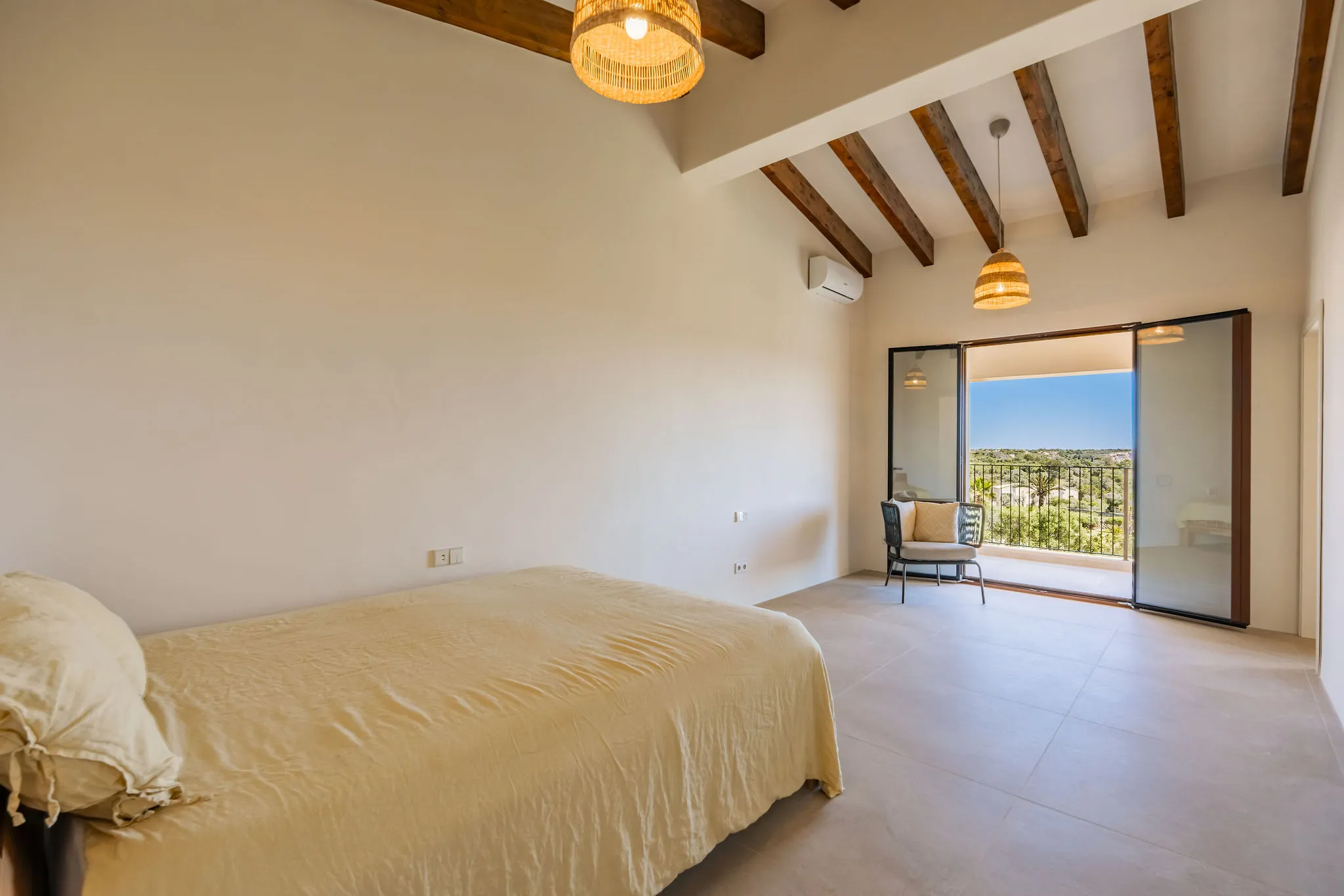 A modern new-build finca with stunning sea and panoramic views.-15