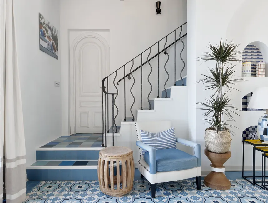 Villa på bergstoppen med utsikt över havet-5