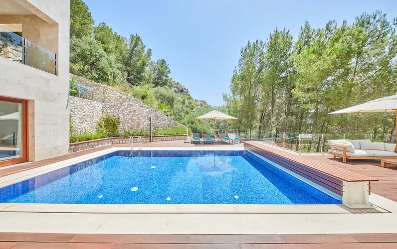 Una villa moderna in posizione esclusiva con vista sulla Valle del Canyamel